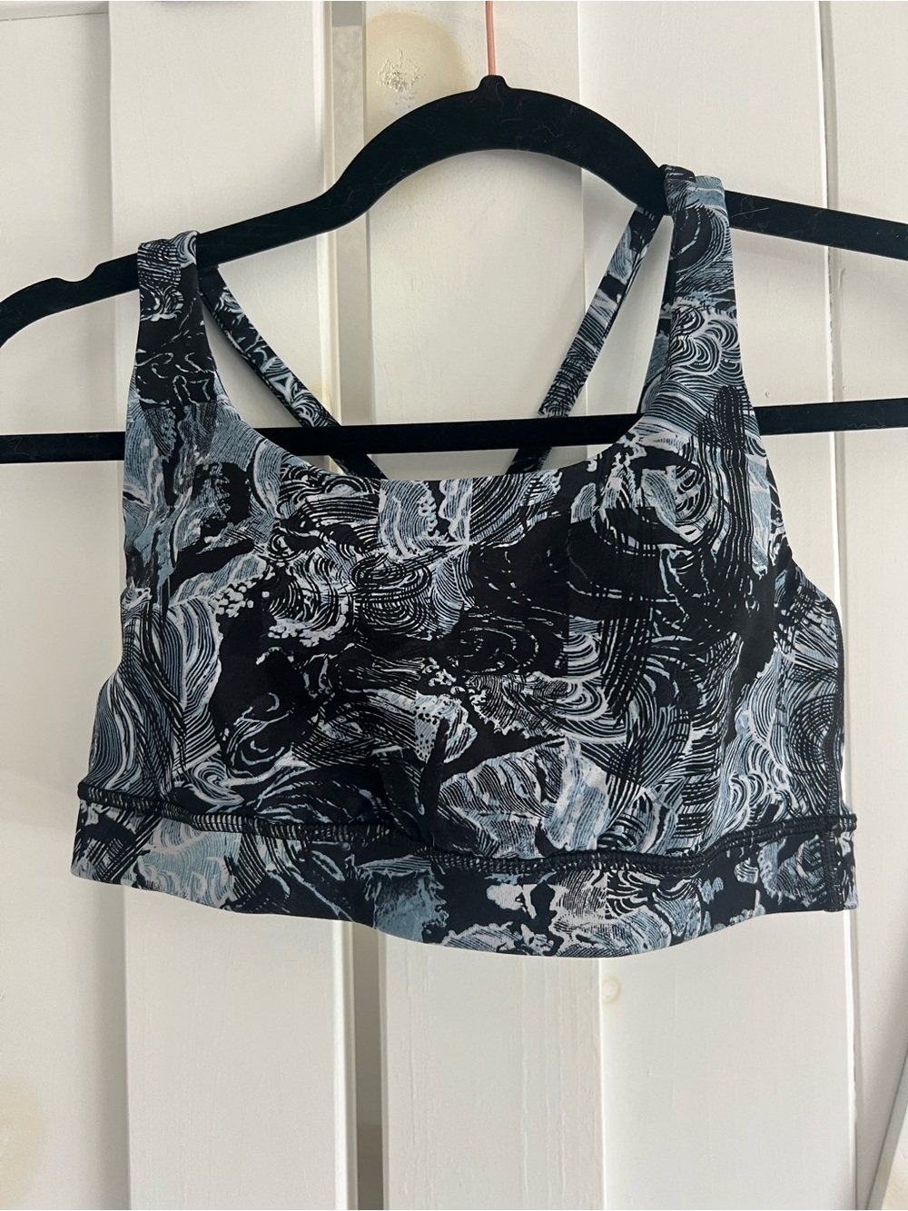 Lululemon Energy Bra, Size 6